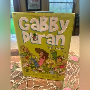 ❤️Gabby Duran & the Unsittables: Troll Control-kids Chapter Book
